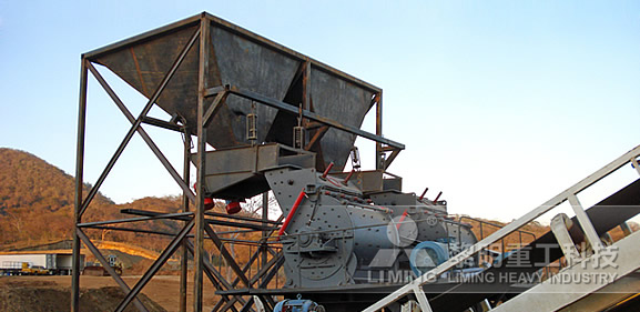 石灰石研磨現(xiàn)場