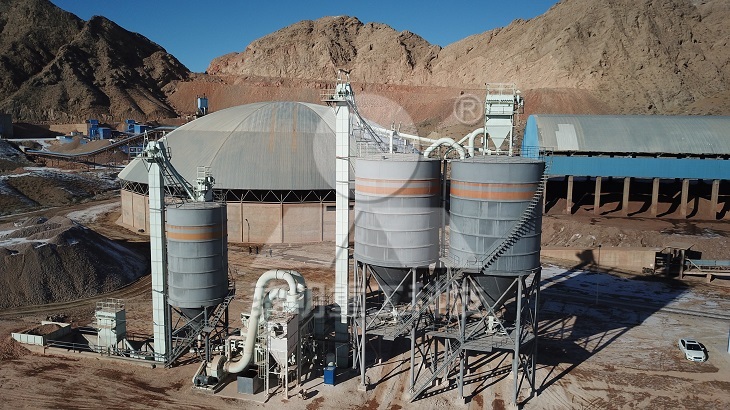 鋰礦石立式磨粉機